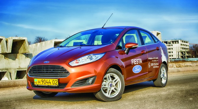 Ford Fiesta: седан заказывали?